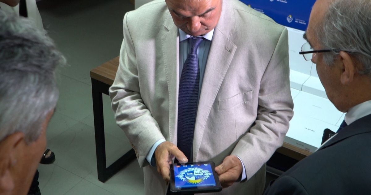 Interior refuerza el trabajo policial con cámaras y tablets