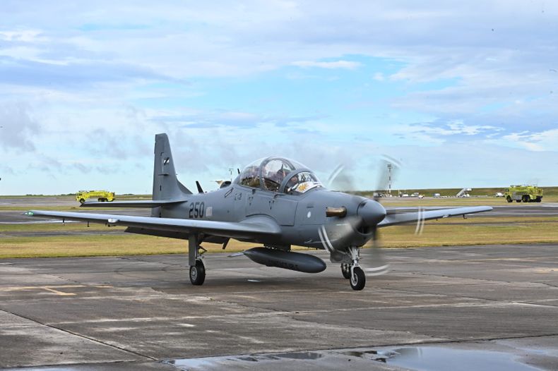 Javier García dijo que Super Tucano llegaron "porque se le compraron a Lula"; "No voy a opinar", señaló Lazo