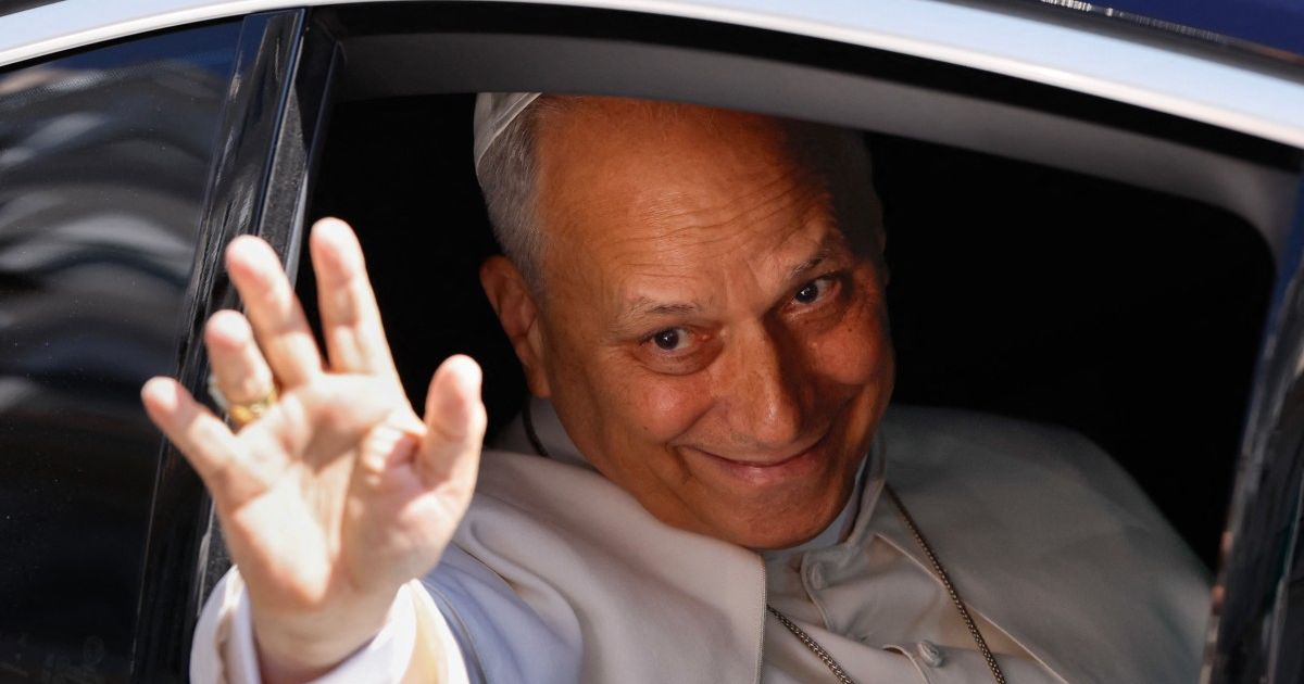 El papa León XIV condena ante obispos españoles la "plaga" d