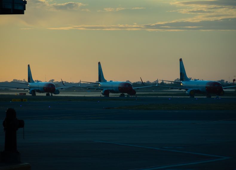 Controladores aéreos dejan sin efecto las medidas.