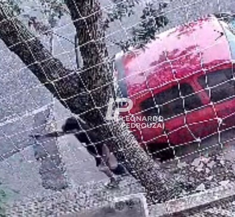 Se conocieron las imágenes del homicidio ocurrido el sábado en La Comercial: el autor se entregó