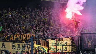 Nueve detenidos por disturbios en el partido entre Peñarol y Colón de Santa Fe.