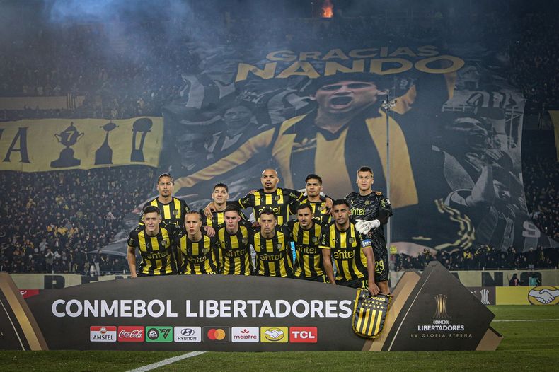 Peñarol empató 1-1 ante Corinthians y quedó fuera de la Copa Libertadores