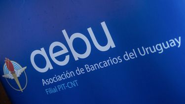 AEBU realiza paro parcial este miércoles en Montevideo