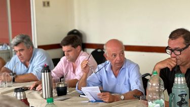 alianza pais realizara seguimiento especial a la gestion de castillo y lustemberg