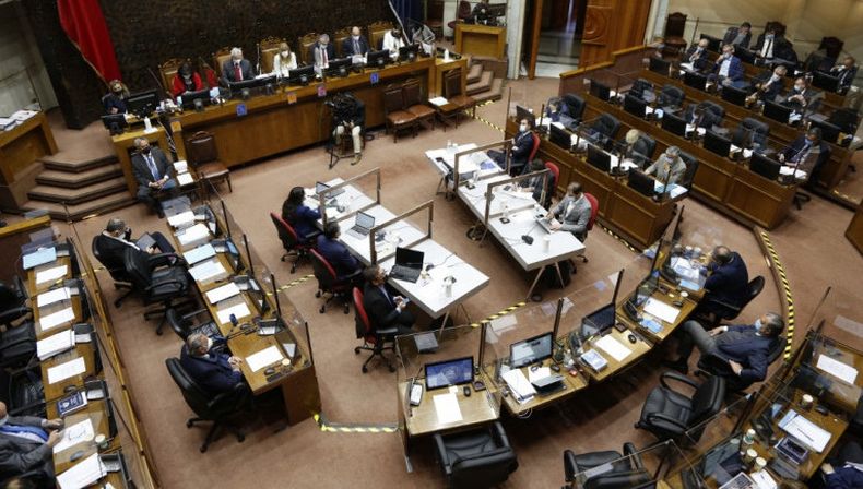 Senado de Chile rechaza destituir a Piñera por caso Papeles de Pandora