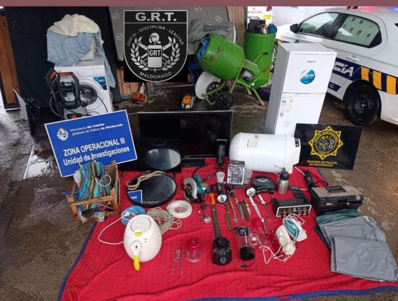 Tres condenados y un formalizado por varios delitos en Maldonado: se incautaron armas, droga y objetos robados