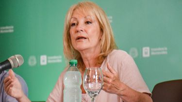 Sistema de transporte realiza gran esfuerzo por mantener precio del boleto, dijo Cosse