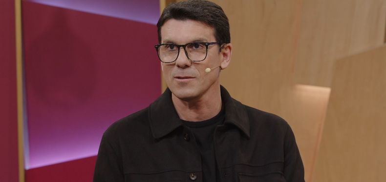 MAURICIO LARRIERA.jpg