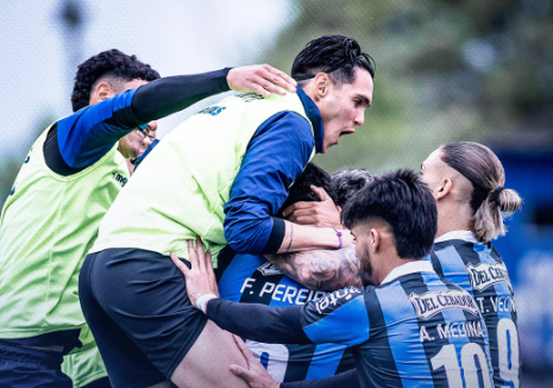 Deportes - FÚTBOL URUGUAYO. TABLA ANUAL - TORNEO CLAUSURA.