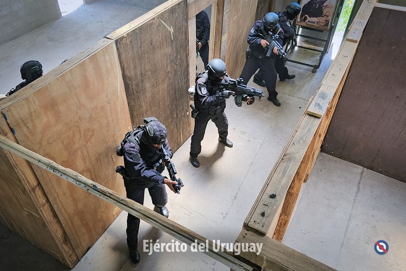 Para enfrentar al terrorismo, el Ejército Nacional cuenta con una Compañía de Operaciones Especiales