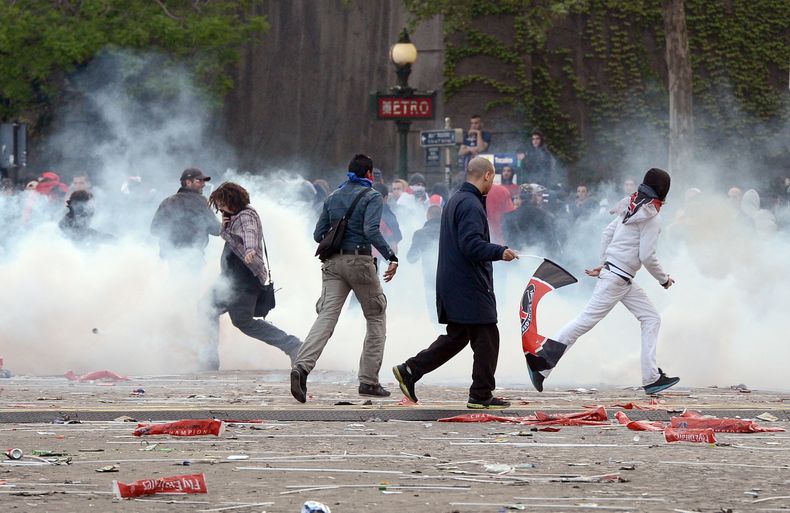 Cerca de 900 detenidos en Francia tras los disturbios durante los festejos del PSG