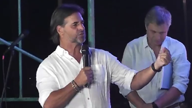 Luis Lacalle Pou respaldó a Carlos Albisu en el cierre de campaña rumbo a la Intendencia de Salto