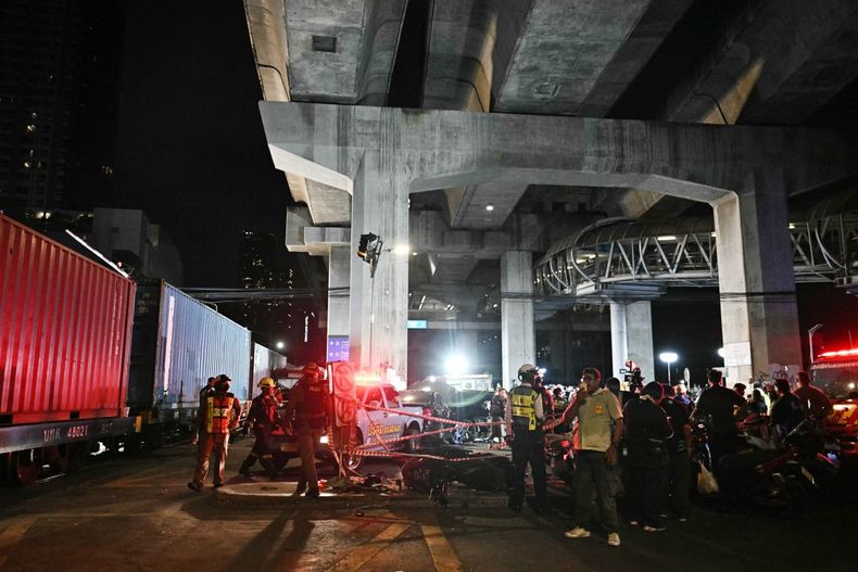 Choque entre tren y ómnibus en Bangkok dejó ocho muertos y al menos 35 heridos