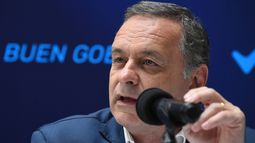 Álvaro Delgado disertó ante empresarios argentinos, agradeció su confianza en el país y condenó plebiscito | FocoUy