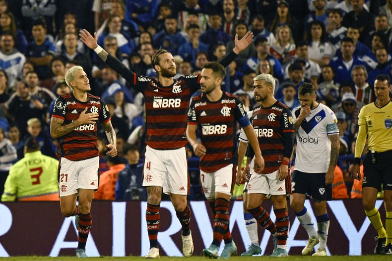 Flamengo busca cerrar la llave a la final de la Copa Libertadores.