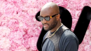 Falleció Virgil Abloh, director de colecciones masculinas de Louis Vuitton