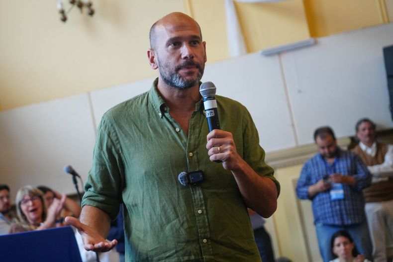 Martín Lema cuestionó a la IM por fiscalizar disposición de residuos y dijo que la administración "decepcionó"