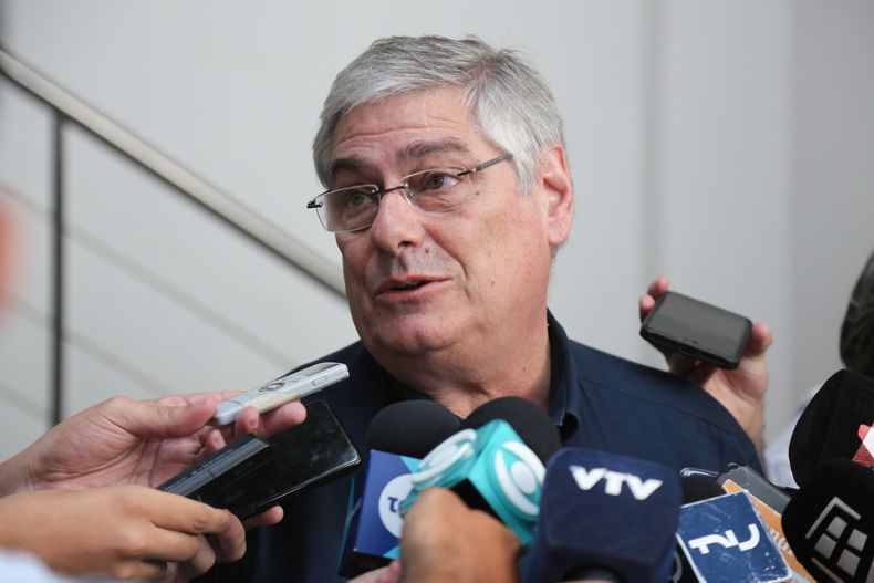 Diego Sanjurjo acompañó a quienes brindaron información sobre desaparecidos en el Comando de la Armada