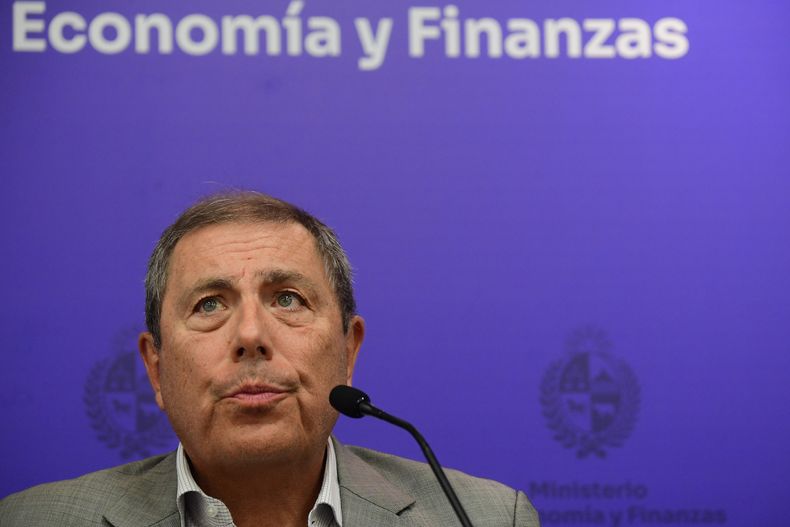 Gabriel Oddone dijo que "no hay cierres" sino "reconfiguración de empresas" a escala global