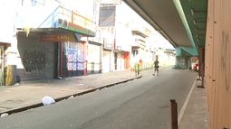 Comerciantes de Paso Molino critican instalación de estructura bajo el Viaducto que obstaculiza la circulación