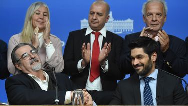 Gustavo Zubía bajó su precandidatura y apoyará a Ojeda| FocoUy