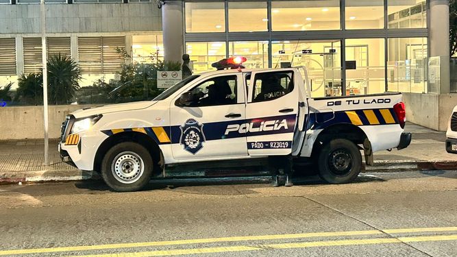 Balearon a un policía en Sayago; se incautó en la escena un cargador de tipo caracol