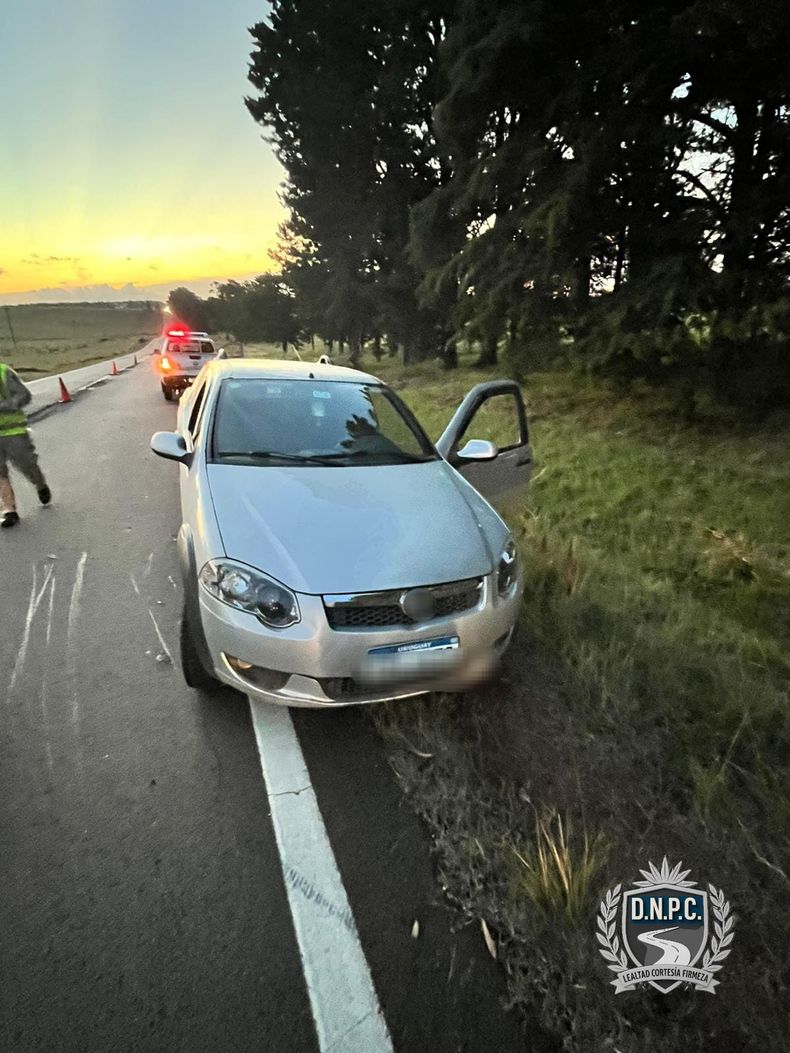 Murió un ciclista tras ser impactado por un tráiler que se desprendió de una camioneta en Cerro Largo