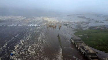 Terremoto y tsunami.