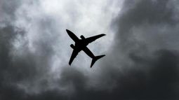 Exploran apertura de vuelo directo entre México y Uruguay