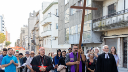 Daniel Sturla encabezó el Vía Crucis en Montevideo