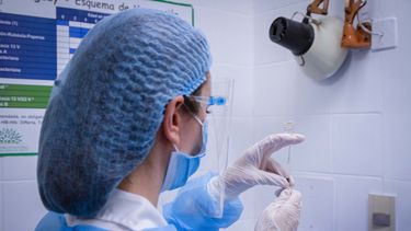 Distribuirán vacunas de AstraZeneca a departamentos de mayor riesgo