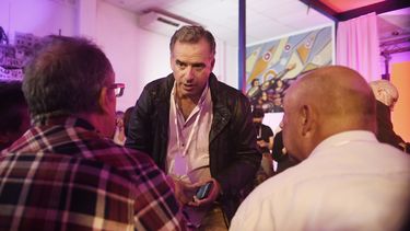 El intendente Yamandú Orsi tendrá en el fideicomiso aprobado un mecanismo para realizar obras de infraestructura.