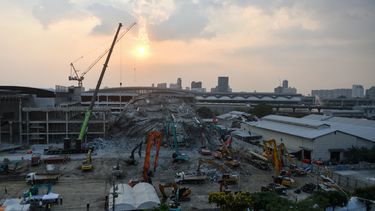 ascienden a cerca de 3.100 los muertos por el terremoto en birmania