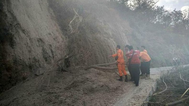 Más de 16 muertos tras el terremoto en Indonesia