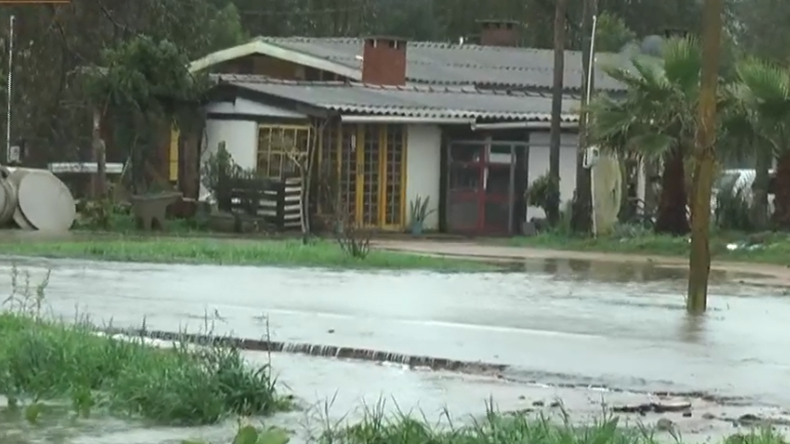Autoevacuados en Laguna Merín.