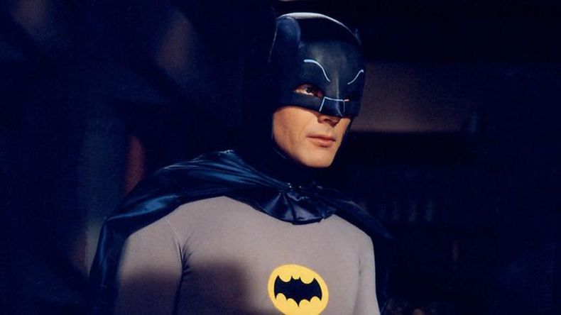 Muere a los 88 años Adam West, el Batman televisivo