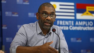 Un importante error: Ortuño criticó decisión del gobierno de firmar contrato para construcción de Arazatí