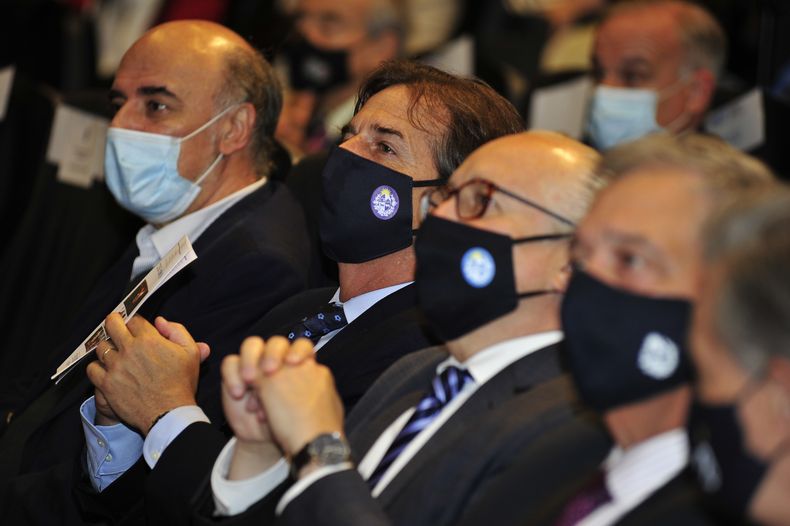 Trabajadores agremiados en AFUTU reclamaron a Lacalle Pou por grupos
