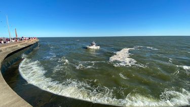 Apareció el cuerpo del adolescente que se había arrojado al río en la escollera Sarandí