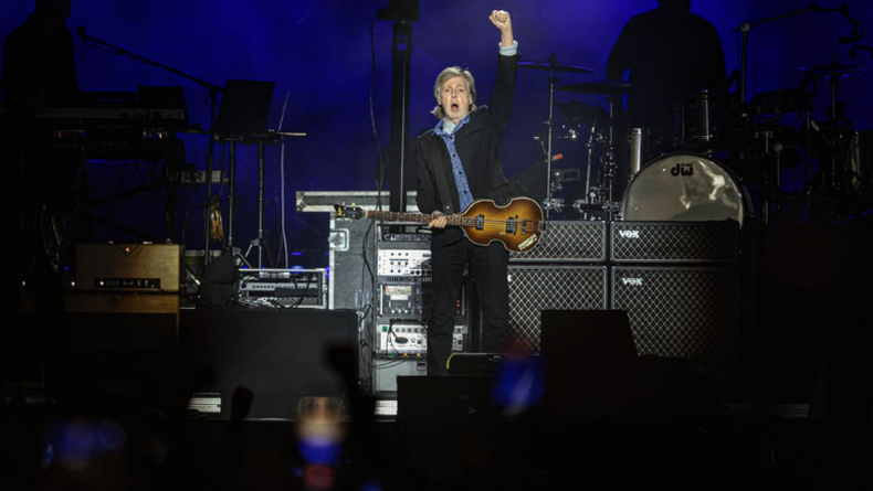 Paul McCartney gira Got Back.