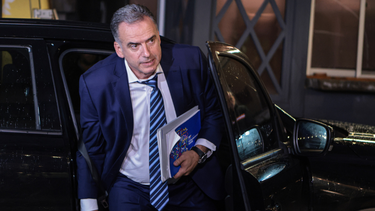 Operación de cataratas a Yamandú Orsi se realizó satisfactoriamente