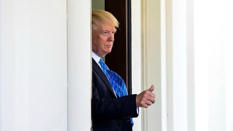 Trump acusó a Comey de mentir y filtrar información