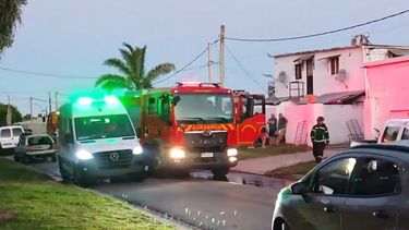 Bomberos apagó incendio en una vivienda de Maldonado y encontró cuerpo calcinado en una habitación