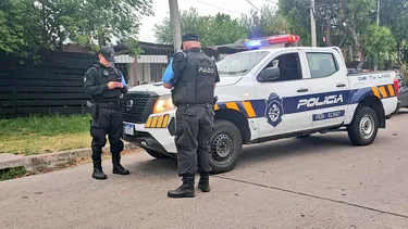 Dos delincuentes rapiñaron una moto en Peñarol; antes de huir efectuaron disparos al aire