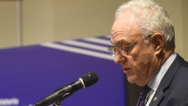 Lubetkin dijo que no se fijará fecha para firmar el acuerdo con la UE hasta que no tengan la lapicera lista