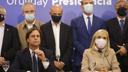 Lacalle Pou defendió método de fijación de precios de combustibles