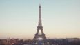La torre Eiffel cerró este miércoles por tercer día consecutivo por una huelga de su personal, que denuncia la gestión financiera de la empresa.