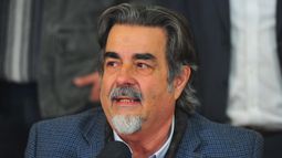 Gustavo Zubía bajó su precandidatura y apoyará a Ojeda| FocoUy