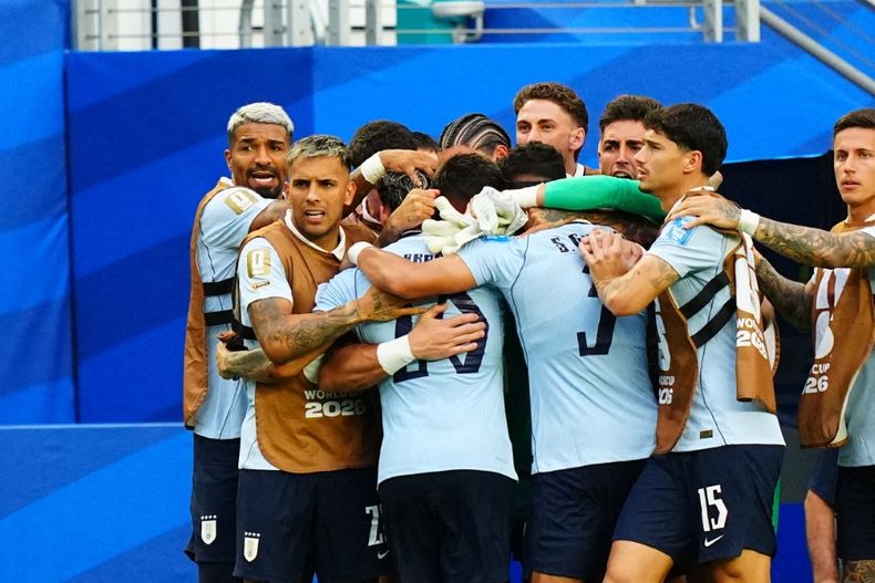 Con goles de Araújo y Canobbio, Uruguay finalizó el primer tiempo 2-1 ante Cabo Verde